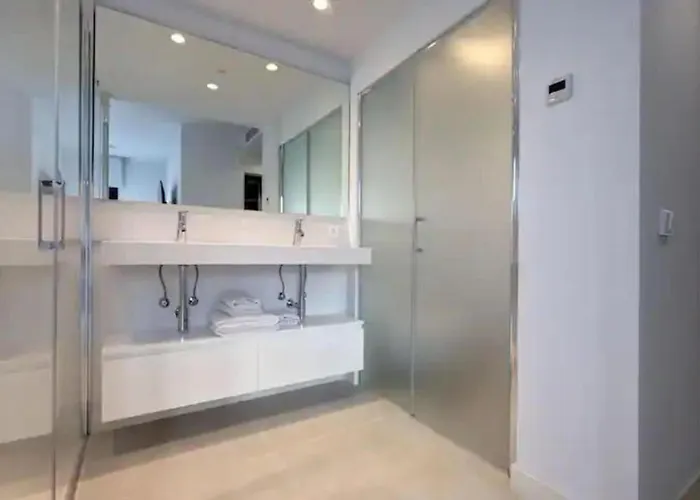 Vivi Homes - Bossa Nova *