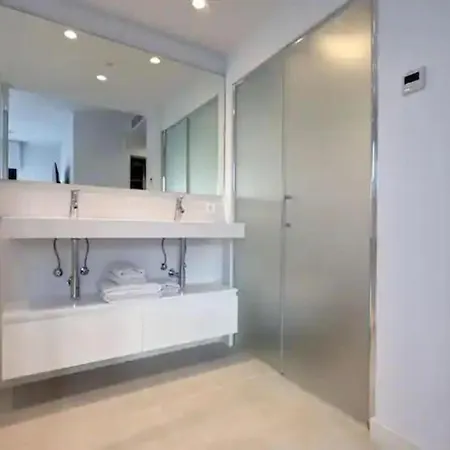 Vivi Homes - Bossa Nova *